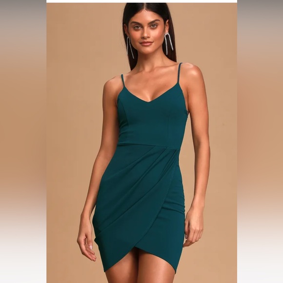 Lulu’s wrap bodycon dress - Picture 1 of 6